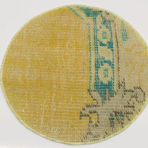 028 - LIV & LANA - Picture 7 of 7